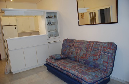 Kalamata Apartamento | APARTAMENTO DE 2 HABITACIONES FRENTE A LA PLAYA CON VISTA AL MAR