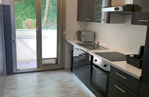 Fabron Apartamento | 2-room apartment in luxury residence