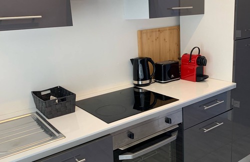 Fabron Apartamento | 2-room apartment in luxury residence