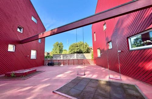 Pelgulinn Apartamento | 2-Room Apt by Telliskivi & Old Town, Free Private Parking