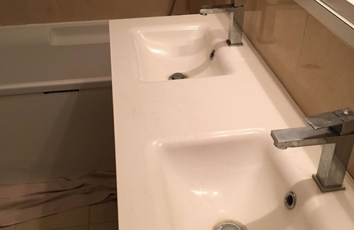 Colombier - Champ de Mars Apartamento | 2 habitaciones disponibles en un hermoso apartamento en co-ubicación del 01/04/17