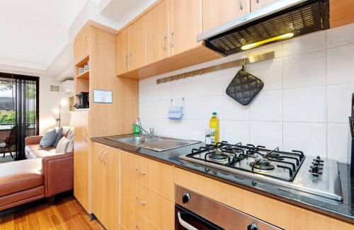West Perth Apartamento | 2 Royal Rest Quality 2br West Perth-parking