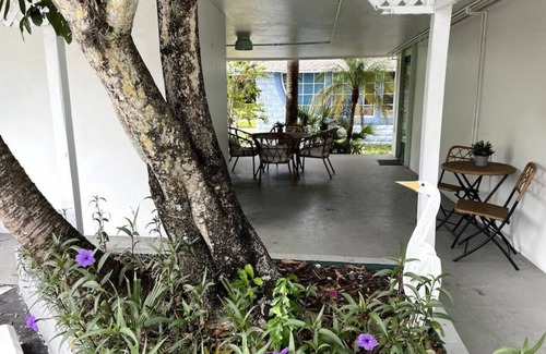 Dunedin Apartamento | 2 · Seaside Artisan Apartment 2