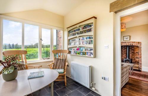 Abercraf Casa | 2 Siluria Cottage