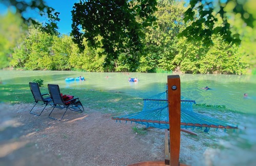 Prairie Lea Cabina | 2 Son's Blue River Camp - Glamping Cabin
