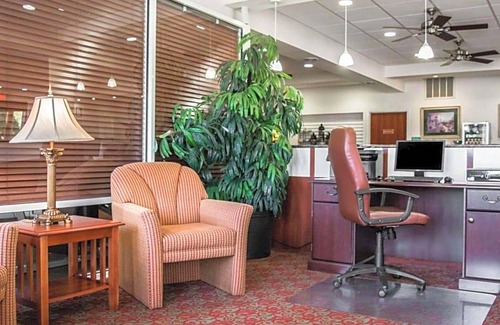 North Weeki Wachee Hotel | Hotel de 3 estrellas ∙ Quality Inn - Weeki Wachee