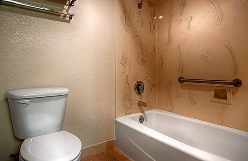 Bertsch-Oceanview Hotel | Hotel de 2 estrellas ∙ Best Western Plus Northwoods Inn