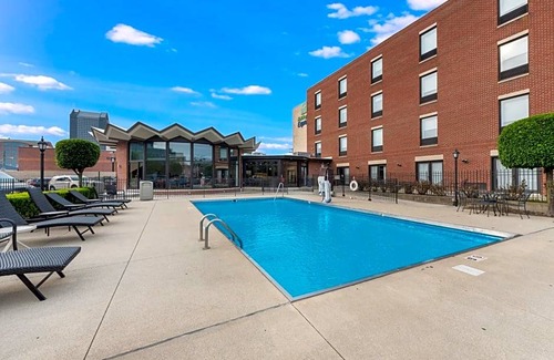 Brewery District Hotel | Hotel de 2 estrellas ∙ Holiday Inn Express - Columbus Downtown, an IHG Hotel