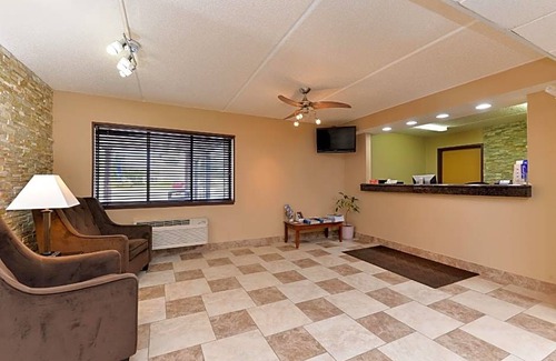 Clear Lake Hotel | Hotel de 2 estrellas ∙ Americas Best Value Inn - Clear Lake