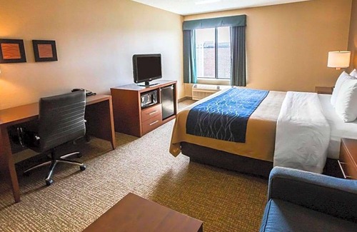 Village of Lakewood Hotel | Hotel de 2 estrellas ∙ Comfort Inn Crystal Lake - Algonquin