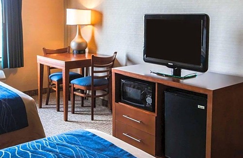 Village of Lakewood Hotel | Hotel de 2 estrellas ∙ Comfort Inn Crystal Lake - Algonquin