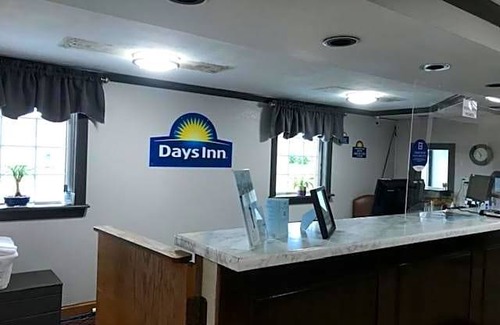 Amherst Hotel | Hotel de 2 estrellas ∙ Days Inn by Wyndham Amherst