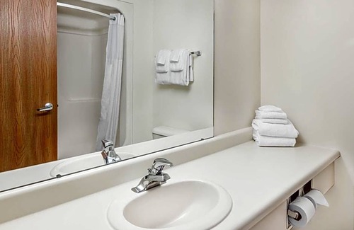 Alpena Hotel | Hotel de 2 estrellas ∙ Days Inn by Wyndham Alpena
