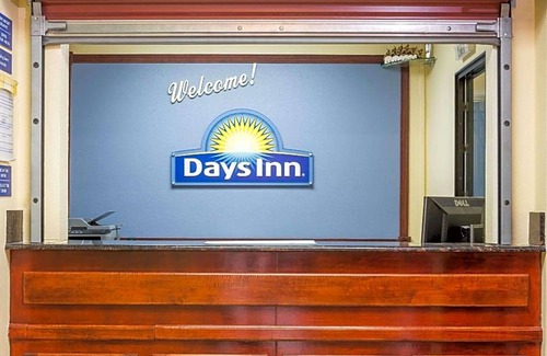 Rayne Hotel | Hotel de 2 estrellas ∙ Days Inn by Wyndham Rayne
