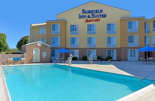Georgetown Hotel | Hotel de 2 estrellas ∙ Fairfield Inn & Suites by Marriott Lexington Georgetown/College Inn