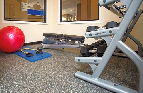 Metro Center Hotel | Hotel de 3 estrellas ∙ Holiday Inn Express - Springfield Downtown, an IHG Hotel
