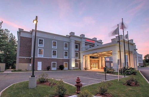 Lenox Hotel | Hotel de 2 estrellas ∙ Hampton Inn & Suites Berkshires-Lenox