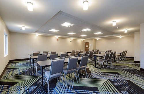 Saint Marys Saint Joseph County Hotel | Hotel de 3 estrellas ∙ Holiday Inn Express & Suites South Bend - South, an IHG Hotel