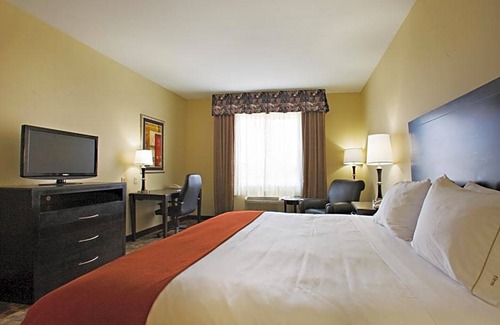 Ira Hotel | Hotel de 2 estrellas ∙ Holiday Inn Express and Suites Snyder, an IHG Hotel