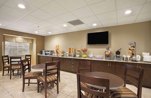 Cambridge Hotel | Hotel de 2 estrellas ∙ Microtel Inn & Suites by Wyndham Cambridge