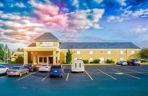 Coldwater Hotel | Hotel de 2 estrellas ∙ Quality Inn & Suites Coldwater near I-69