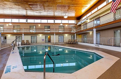 Coldwater Hotel | Hotel de 2 estrellas ∙ Quality Inn & Suites Coldwater near I-69