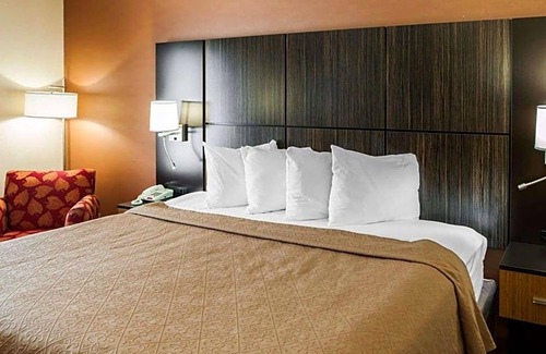 Franklin Hotel | Hotel de 2 estrellas ∙ Quality Inn Franklin I-65