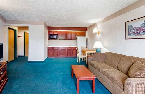Strasburg Hotel | Hotel de 2 estrellas ∙ Ramada by Wyndham Strasburg Dover