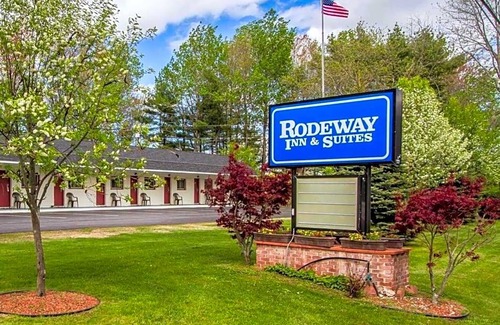 Brunswick Hotel | Hotel de 2 estrellas ∙ Rodeway Inn & Suites Brunswick near Hwy 1