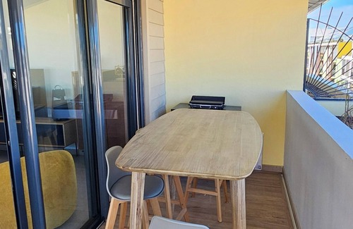 Centre-Ville Apartamento | 2 steps from the lagoon (St Pierre) magnificent T3 with huge terrace and rare parking space