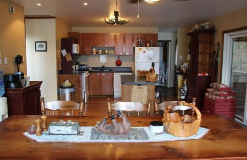 Dysart et al Cabaña | 2 story 4 season Dream Cottage