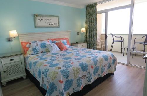 Downtown Myrtle Beach Casa | 2 Story Direct Oceanfront Penthouse- Sandy Beach Resort 1116- Sleeps 6!