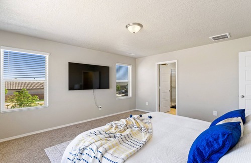 Rio Rancho Casa | 2-Story Brand New Home in Rio Rancho!