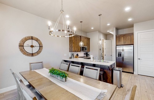 Washington County Casa | 2-story home with private swim spa & game room - pool & pickleball on-site