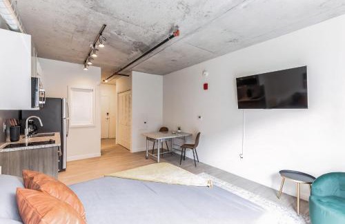 Cleveland Apartamento | 2 Studios apartment w prime location