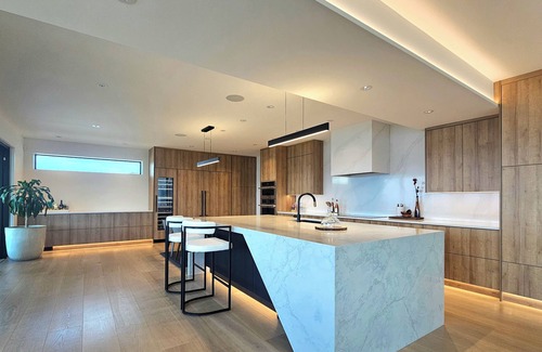 Southwest Mission Casa | 2 Suites Serenity Collection at Lakeview Retreat - The View