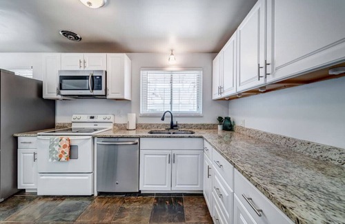 Millcreek Casa | 2 Units Up / Down Duplex / Fire-Pit Grill /Wi-Fi