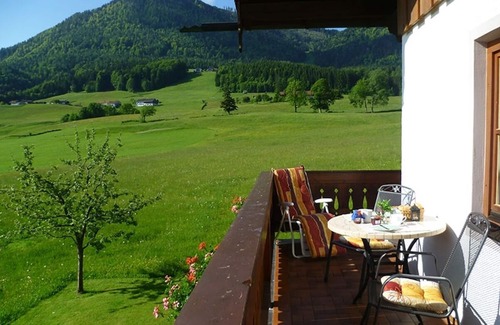 Ruhpolding Apartamento | -2- Apartamento (43 m 2), balcón, cocina, 1 dormitorio y 1 salón / dormitorio, máx. 4 pers, internet inalámbrico