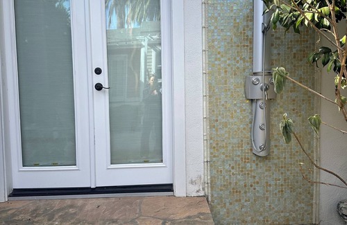 Lower State Cabaña | 2 West Beach Cottages, 1 Block to Beach & Downtown, Harbor & Funk Zone