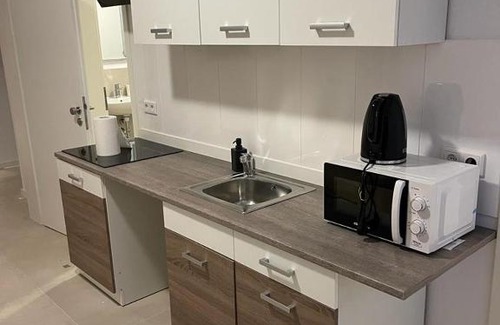 Osnabrueck Apartamento | 2 Zi Apartment für Monteure Schlafzimmer mit 2 Einzelbetten, Wohnküche mit Schlafsofa