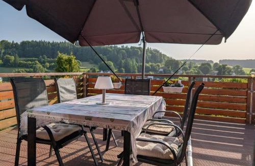 Betzweiler Apartamento | 2 Zi Ferienwohnung mit schöner Aussicht und mit Balkon bis zu 5 Personen in Loßburg, Schwarzwald