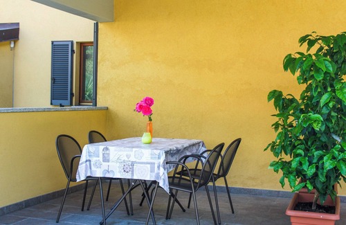 Cannobio Apartamento | 2-zimmer-wohnung in Ruhiger und Sonniger Lage nur ca. 700 m vom Strand