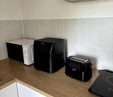 Schweinheim Apartamento | 2-Zimmer-Wohnung mit Balkon & guter Anbindung in Aschaffenburg