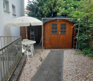 Bad Vilbel Apartamento | 2-Zimmerwohnung, 80qm mit Terrasse und großem Garten bei Frankfurt am Main