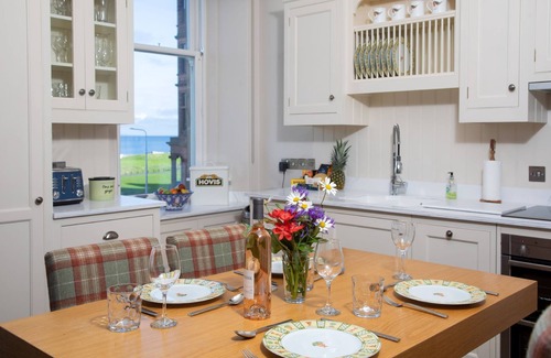 St. Andrews Cabaña | 20 Golf Place - an apartment that sleeps 6 guests in 3 bedrooms