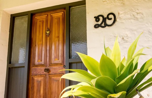 Keith Casa | 20 Hill Avenue Bed & Breakfast