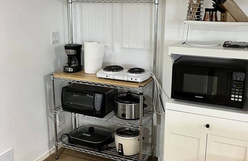 Vernon Apartamento | 20 Klm from SilverStar in Vernon with private Hot Tub