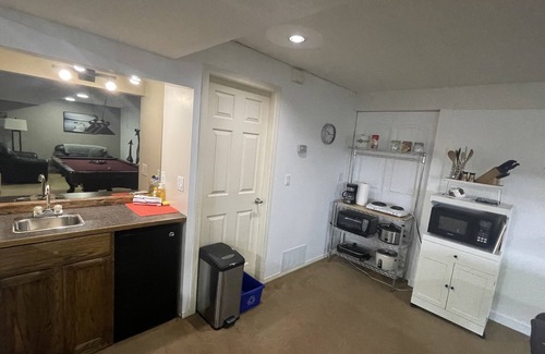 Vernon Apartamento | 20 Klm from SilverStar in Vernon with private Hot Tub