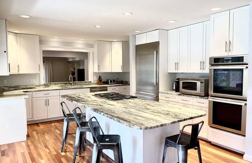 West of Town Casa | 20 Meadow View Drive, Nantucket Massachusetts Tucked Away