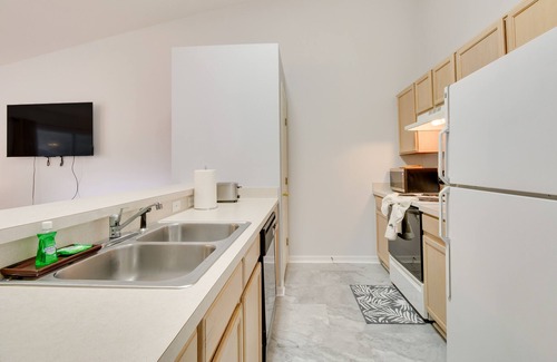 Minneola Condominio | 20 Mi to Disney: Condo w/ Pool Access in Clermont!
